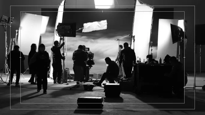 蜜桃传媒专业拍摄团队工作场景